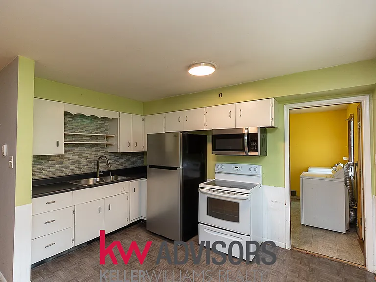1031 Schiff Ave #2 — Photo 4