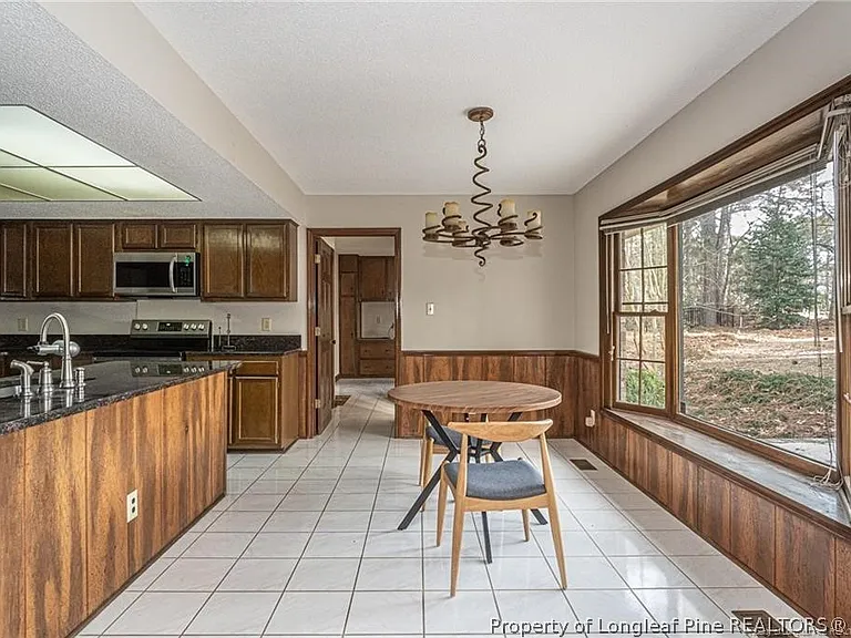 6821 Thames Dr — Photo 16