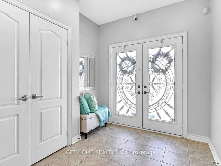 107 Fandango Dr #UPPER — Photo 4