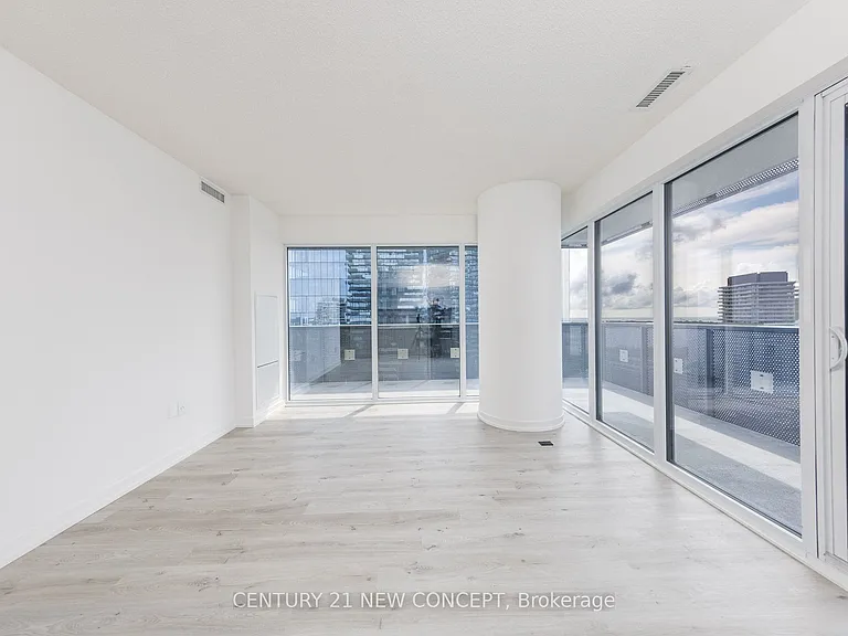 138 Downes St S #3011 — Photo 7