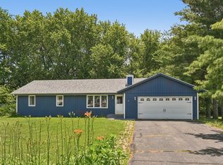 119 London Rd SE, Poplar Grove, IL 61065