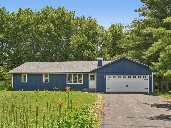 119 London Rd SE, Poplar Grove, IL 61065