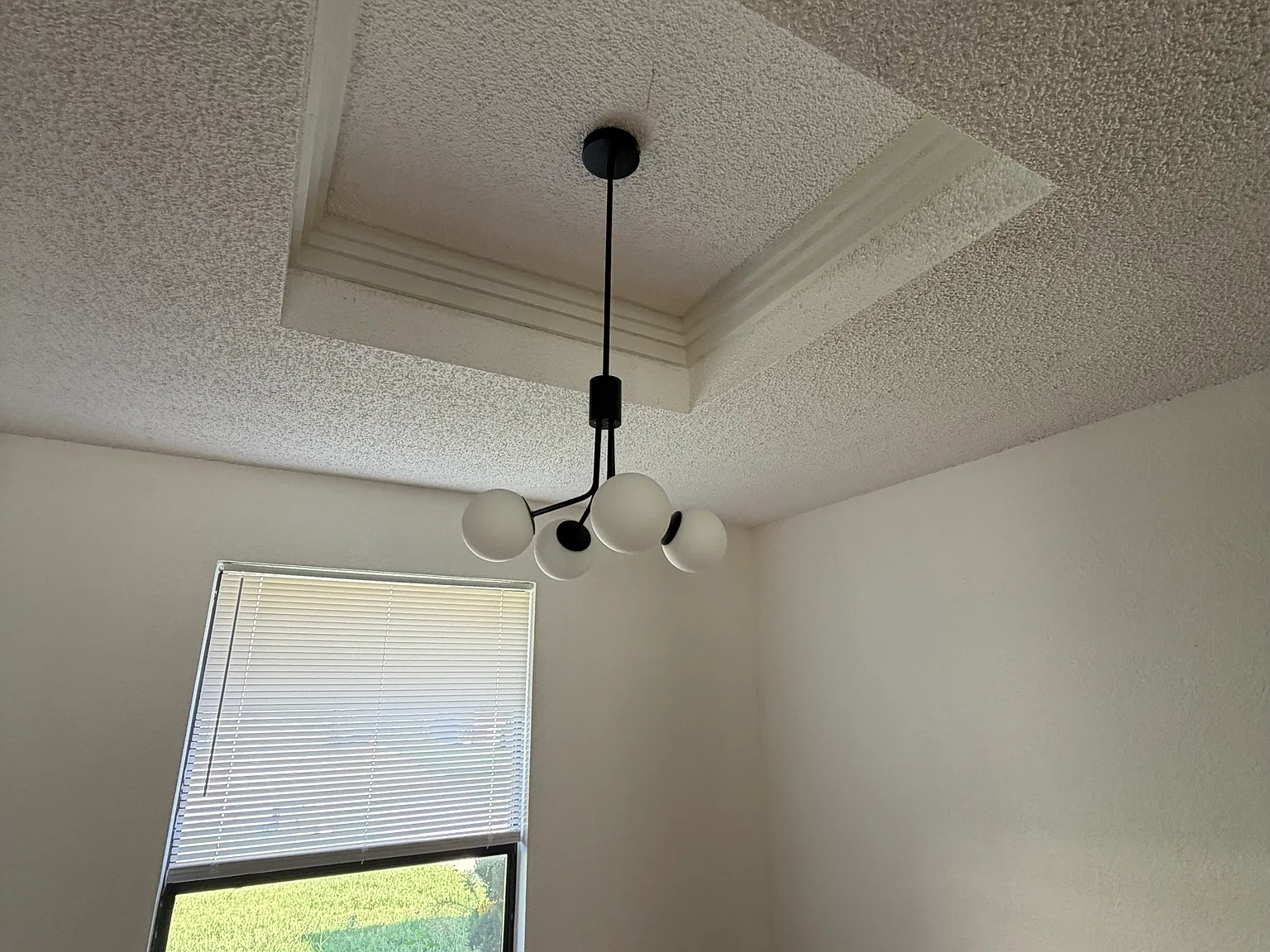 3 bed, 1800 sqft, $2,000 — Photo 3