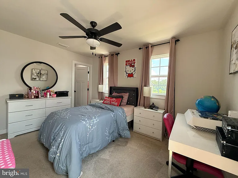 99 Weston Dr — Photo 23