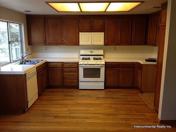 spacious kithcen