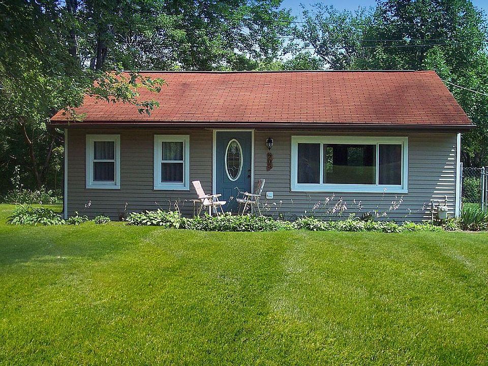1st image of 703 Portage Lakes Dr