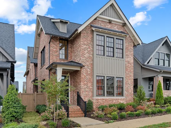 781 Saint Clair Ave, Spring Hill, TN 37174