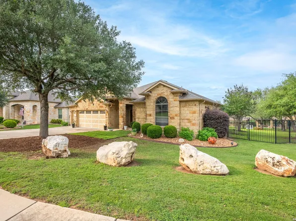 906 San Pedro, New Braunfels, TX 78132