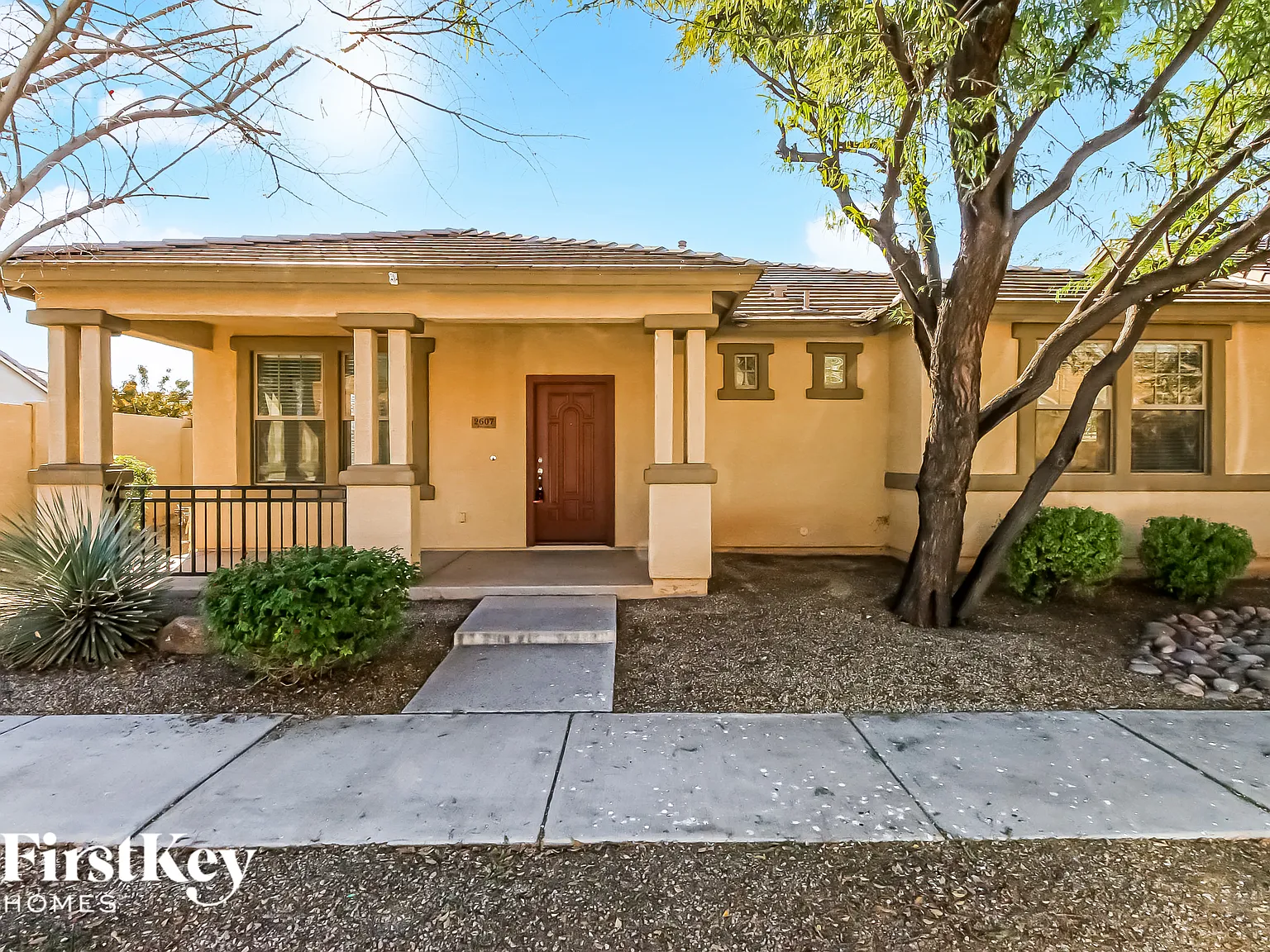 3 bed, 2.0 bath, 1742 sqft, $2,430 — Photo 1