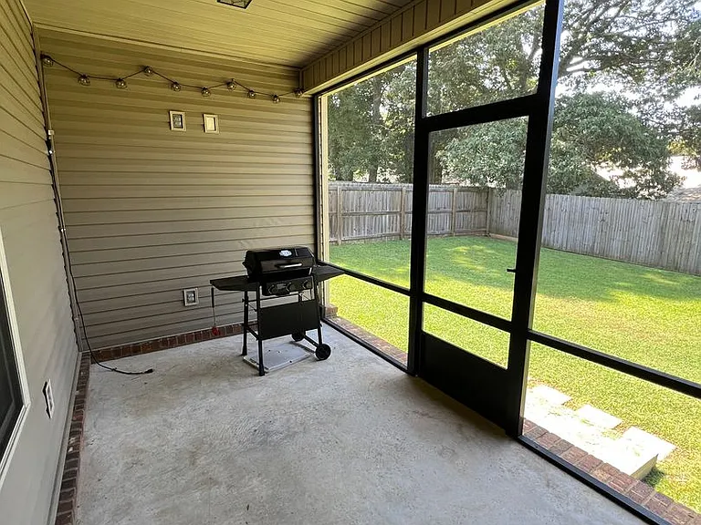 660 Valley Stream Dr — Photo 24