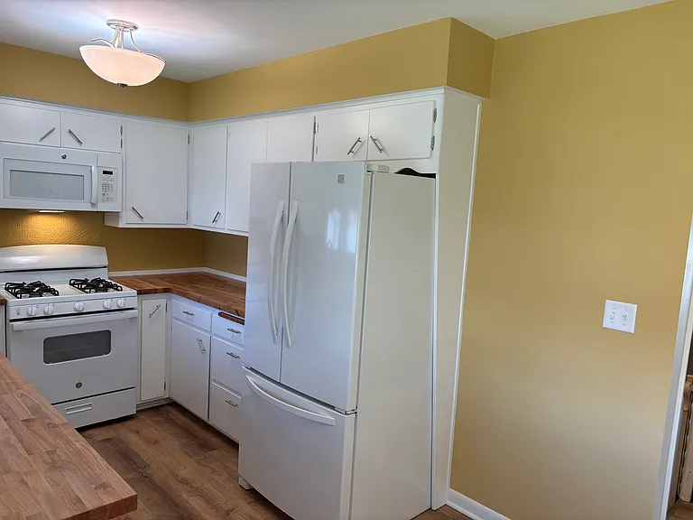 3106 Lindland Rd — Photo 16