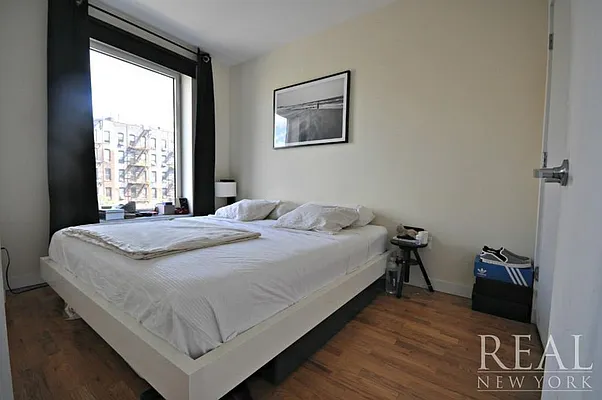 Rented by REAL New York | media 19