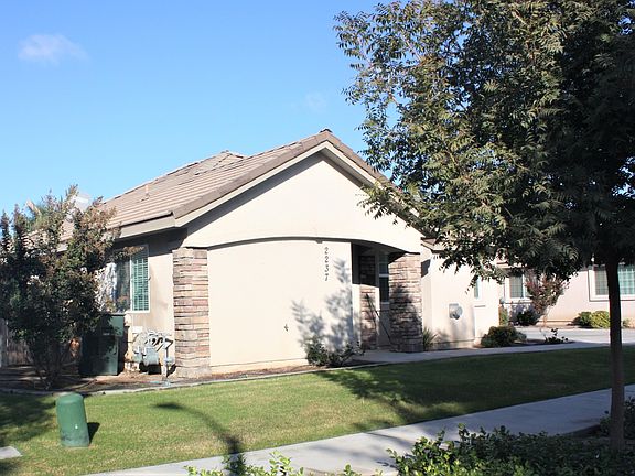 5th image of 2237 N Vickie Ct