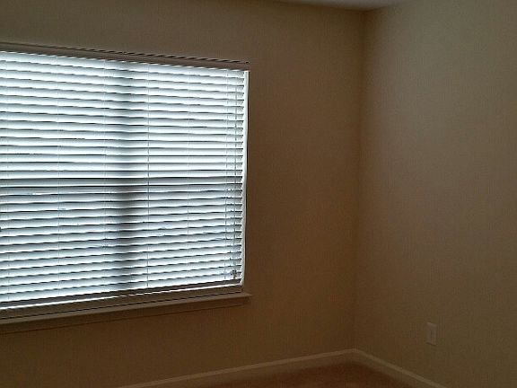 2nd image of 4803 Yellow Locust Dr