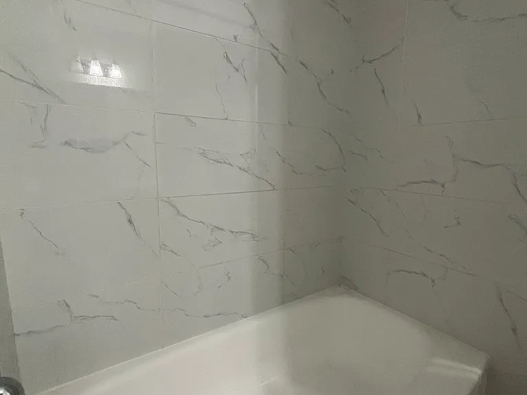 2310 17a St SW #103 — Photo 11
