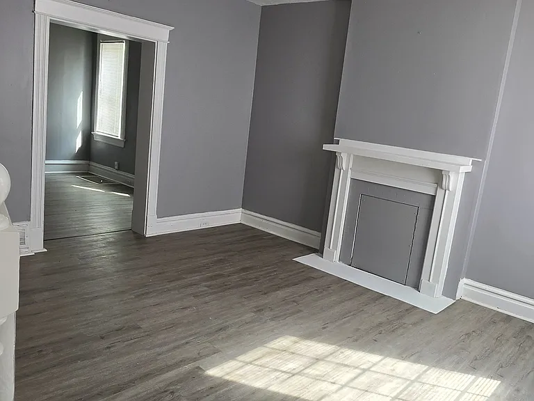 4312 Oregon Ave — Photo 2