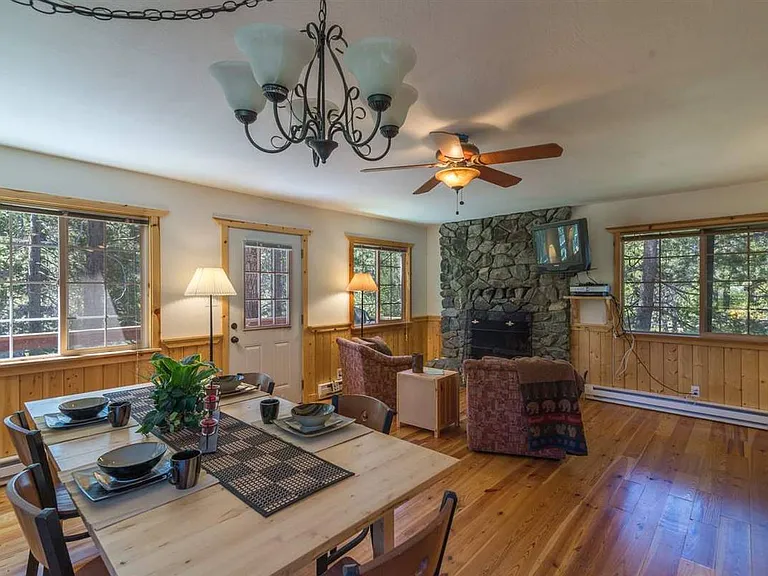 21653 Donner Pass Rd — Photo 1
