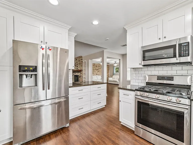 5731 Cheltenham Dr — Photo 7