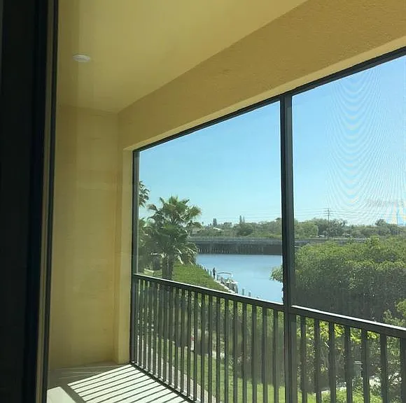 5569 Cannes Cir — Photo 16