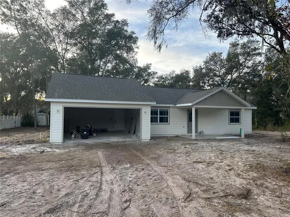 27139 Loper St, Yalaha, FL 34797