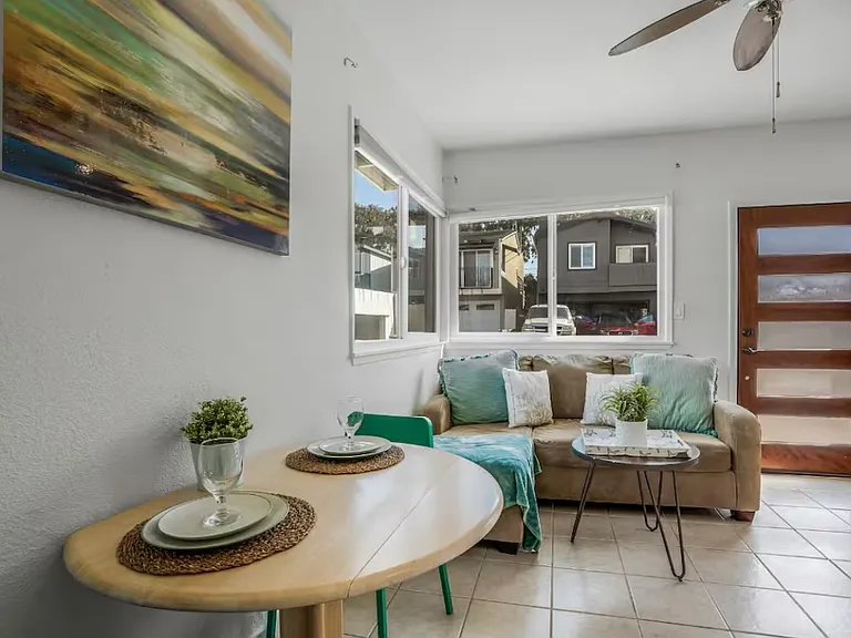 363 Highland Dr — Photo 3