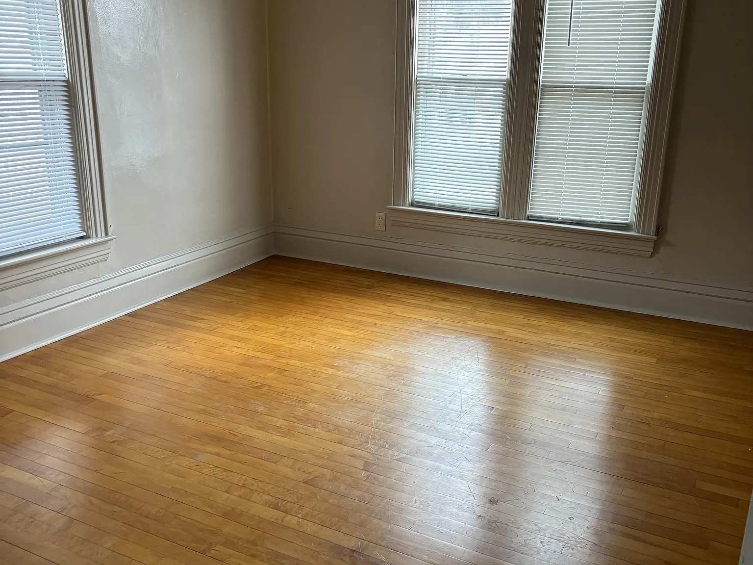 717 Scott Avenue - upper — Photo 4
