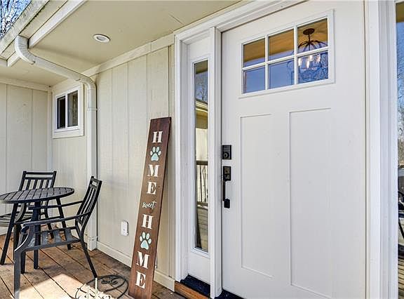 3rd image of 3809 Meadow Oak Ter