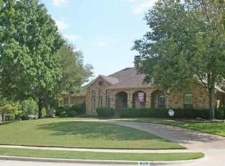 619 Meadowview Ln, Coppell, TX 75019