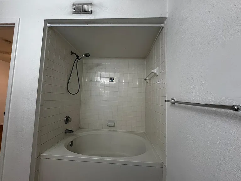 1780 Palm Cove Blvd #6-306 — Photo 12