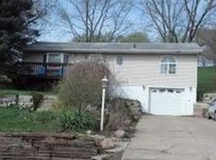 601 4th St, Persia, IA 51563
