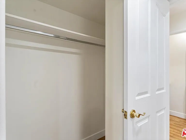 1338 Yale St #C — Photo 33