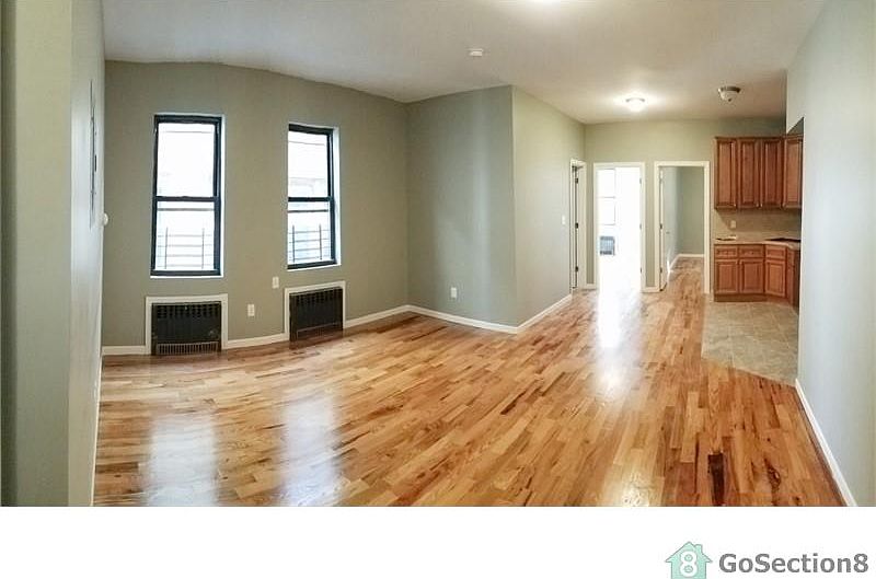 1st image of 28 Stanley Ave #2