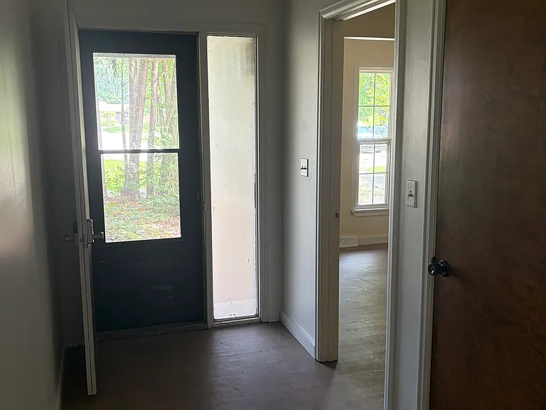 2 Heath Ct — Photo 4