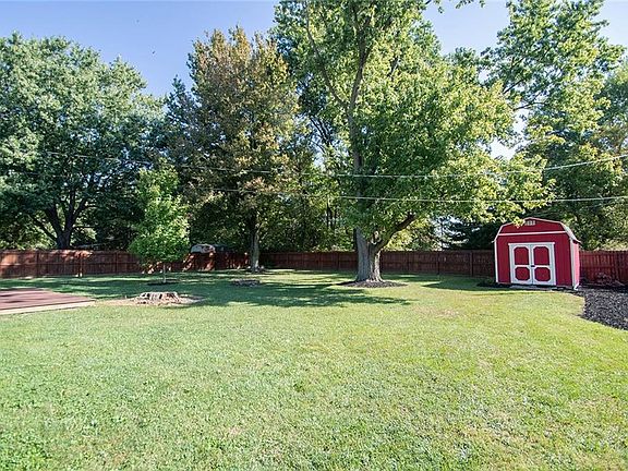4th image of 5012 Drexel Dr
