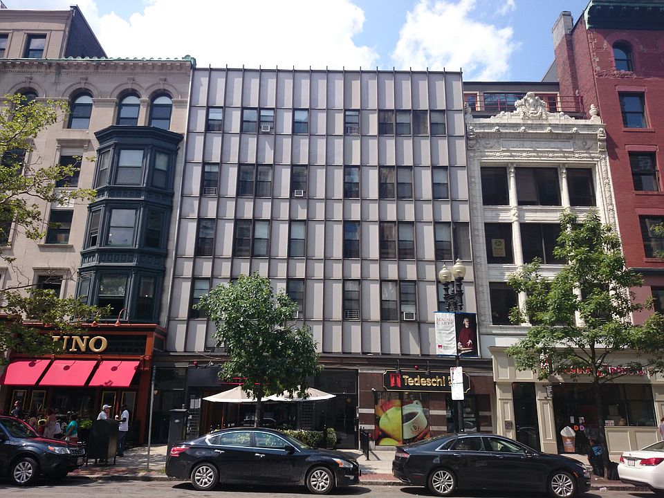 2nd image of 719 Boylston St APT 5F