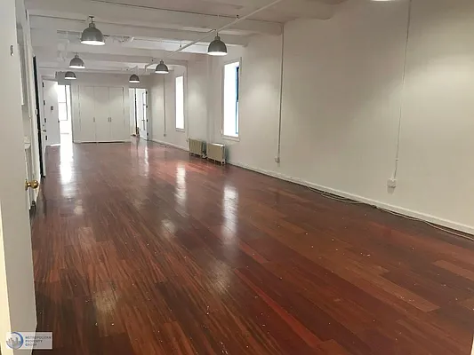 Rented by Metropolitan Property Group | media 17