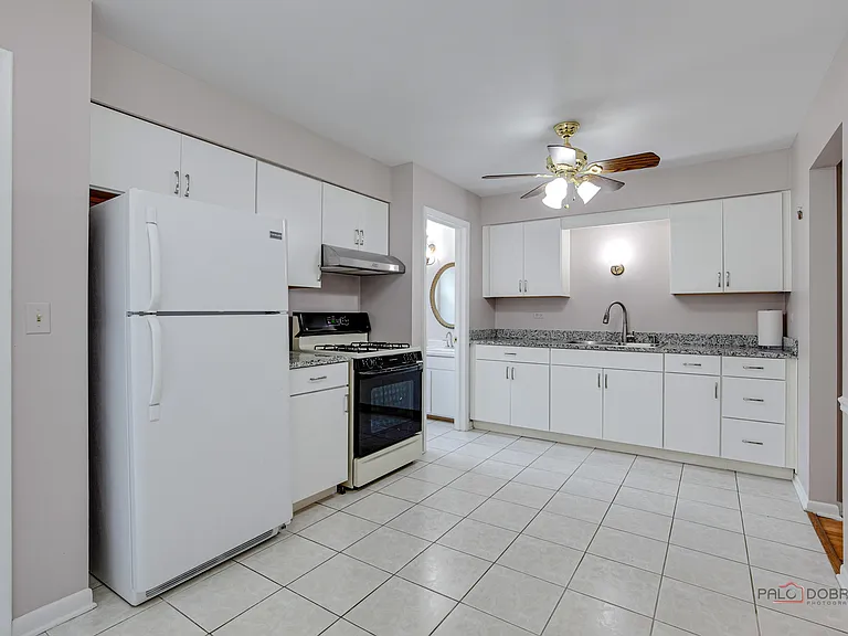 334 Euclid Ave — Photo 14