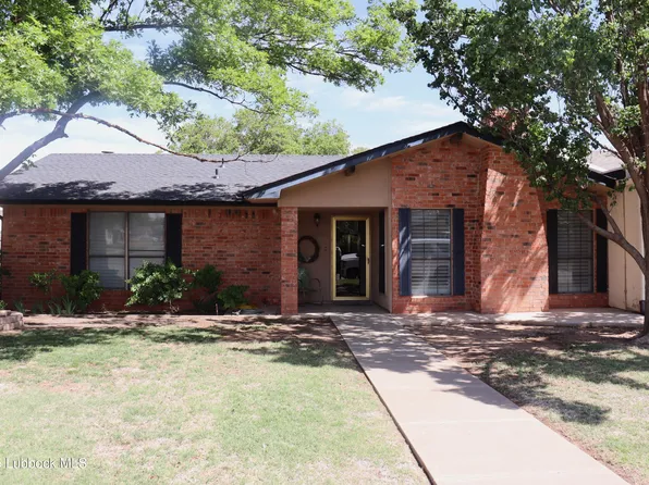 3014 Edgemere Dr, Plainview, TX 79072