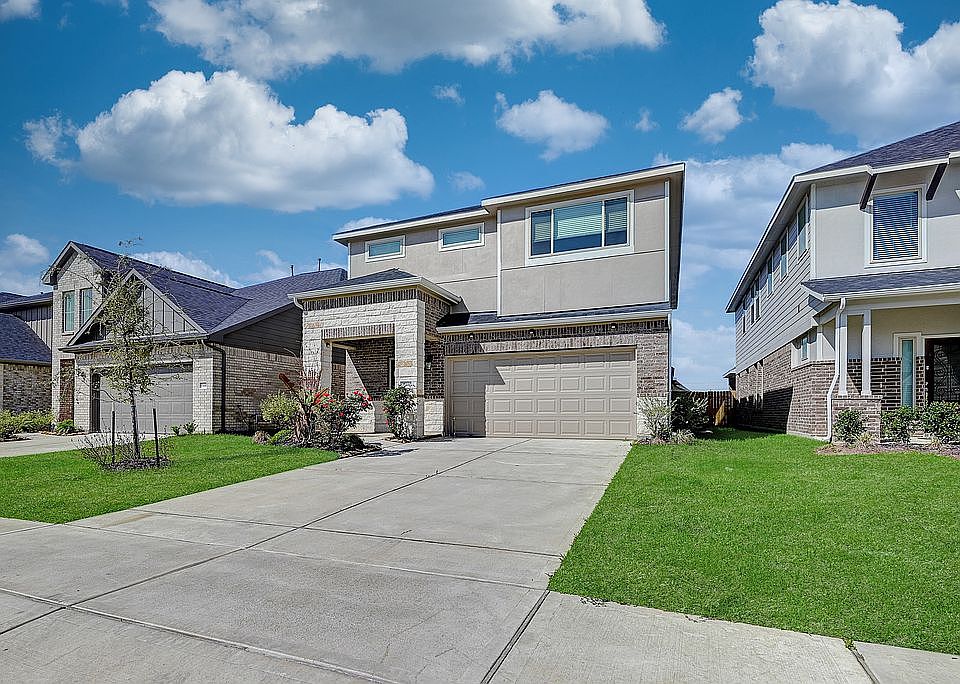 1st image of 15442 Islandview Ln