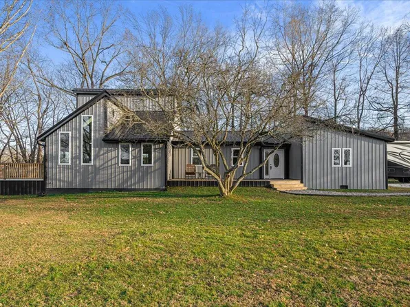 105 Karin Dr, Stanton, KY 40380
