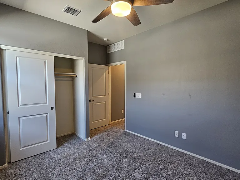 10679 W Golson Dr — Photo 13