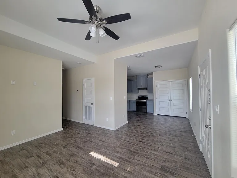 810 S Missouri St #2 — Photo 7