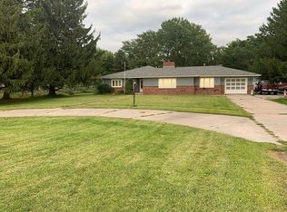 829 N Gunbarrel Rd, Grand Island, NE 68801