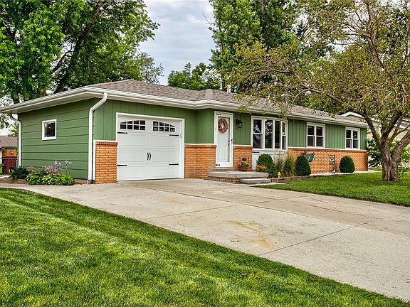 2nd image of 508 Preston Dr