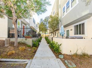 13219 Shaw Ln, Sylmar, CA 91342