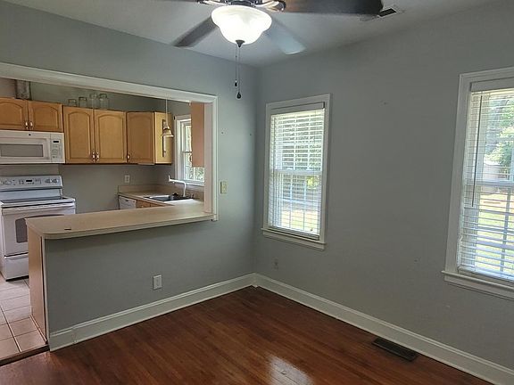 5th image of 3031 Marlowe Ave