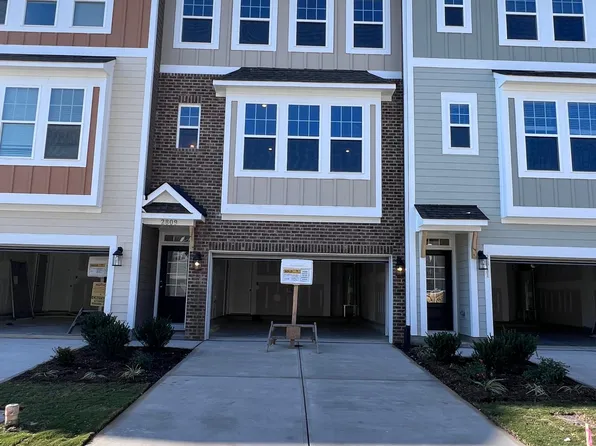 2809 Austin Falls Sta, Apex, NC 27502