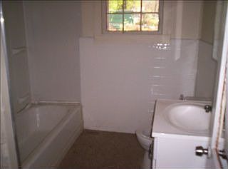 2nd image of 20 Valentine St