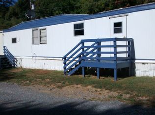 121 Rebeccas Ct, Martinsburg, WV 25403
