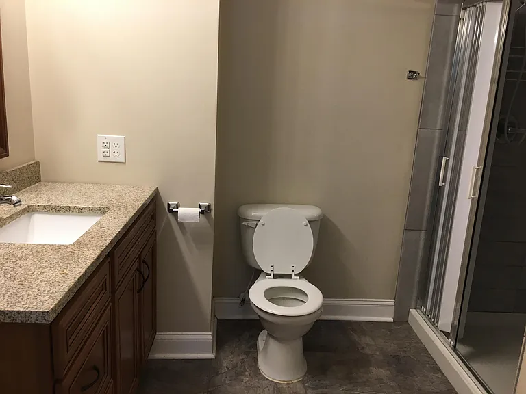 507 W James St #A — Photo 10